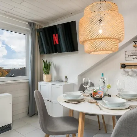 Forest & Mountain - Direct Piste Access, Parking