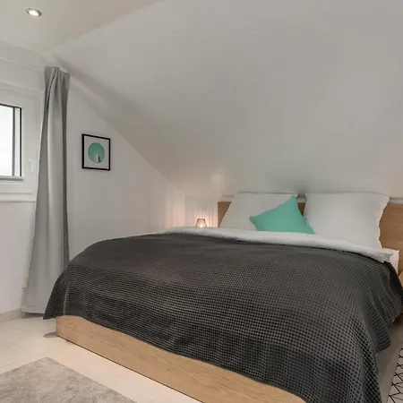 Forest & Mountain - Direct Piste Access, Parking *